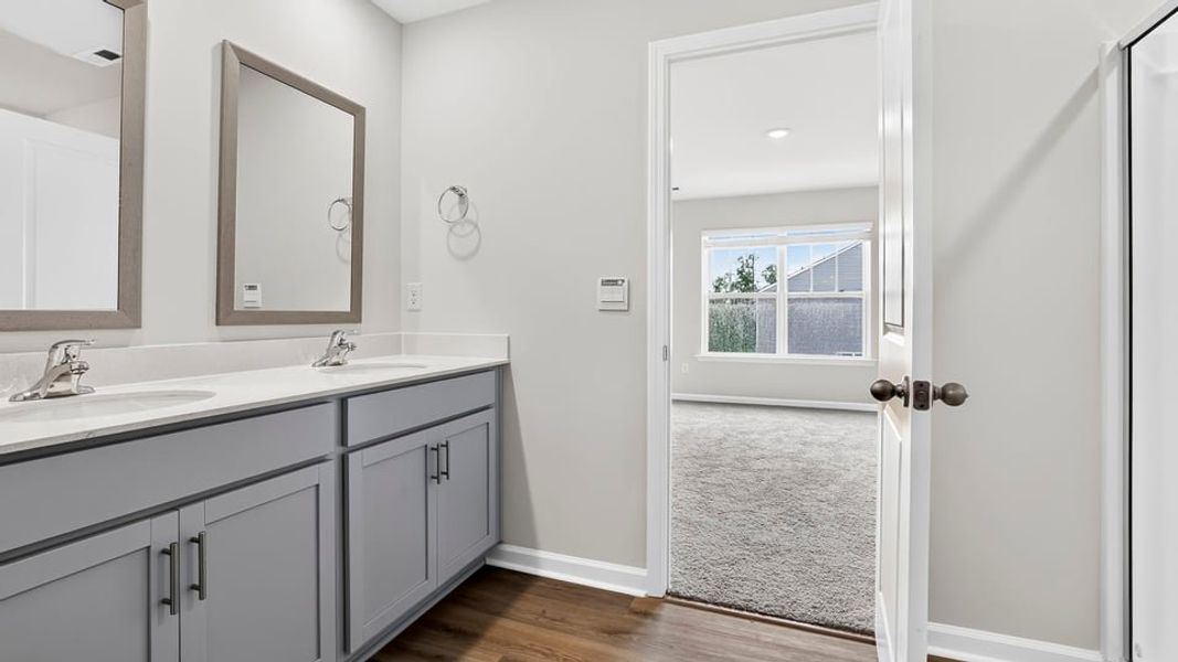 Furnished interior view inside a new home in Tanglewood Townes, Greenville (Image 16).