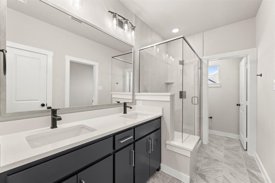 20. 704 Prosper - Bath (3)