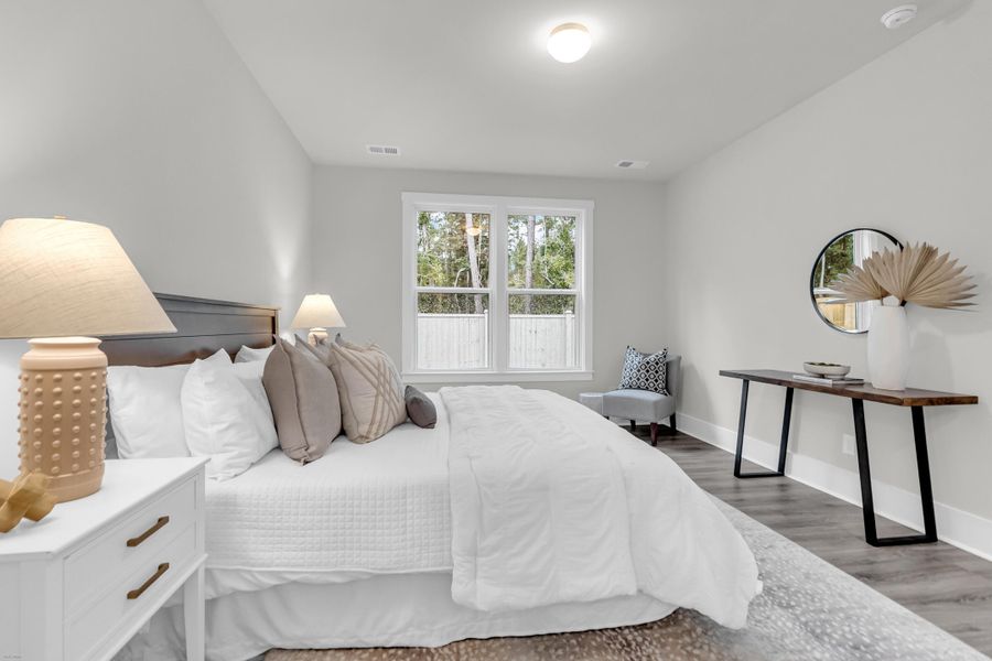 Furnished interior view inside a new home in , Ravenel (Image 13).