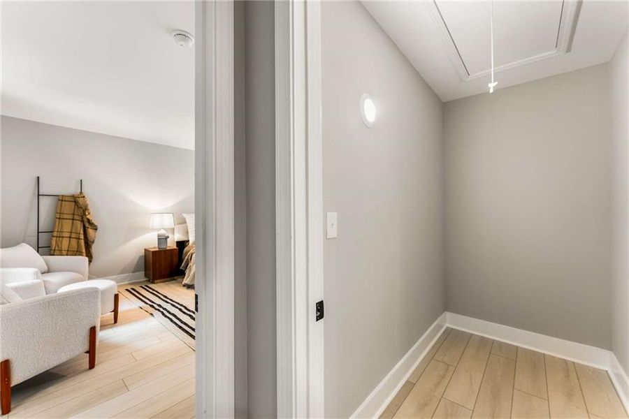 Image 28 of a home in .