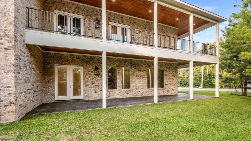 Exterior details and patio area of a home in , Tomball (Image 3). Exterior details and patio area of a home in , Tomball (Image 3).