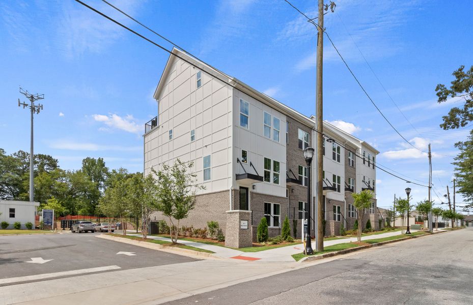 Representative condo home associated with the Teravista 3-Story by Pulte Homes in 1871 Hollywood, Atlanta, GA (Image 5). Representative condo home associated with the Teravista 3-Story by Pulte Homes in 1871 Hollywood, Atlanta, GA (Image 5).