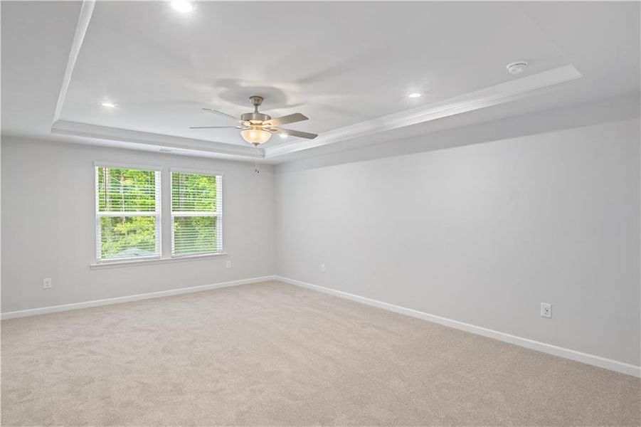 Spacious, unfurnished interior of a new home in Briar Creek, Atlanta (Image 10).