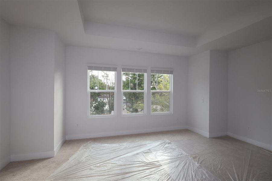 Spacious, unfurnished interior of a new home in Apex at Seminole Heights, Tampa (Image 10).