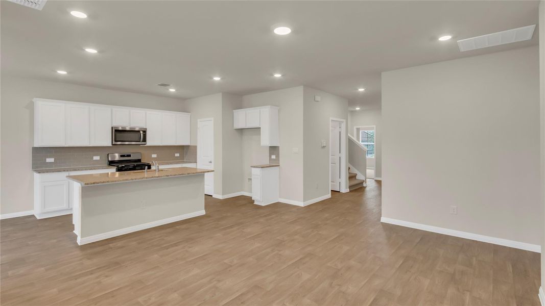 Image 32 of a home in Carillon.