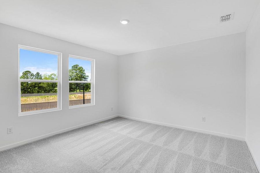 Spacious, unfurnished interior of a new home in Heritage River, Euharlee (Image 27).