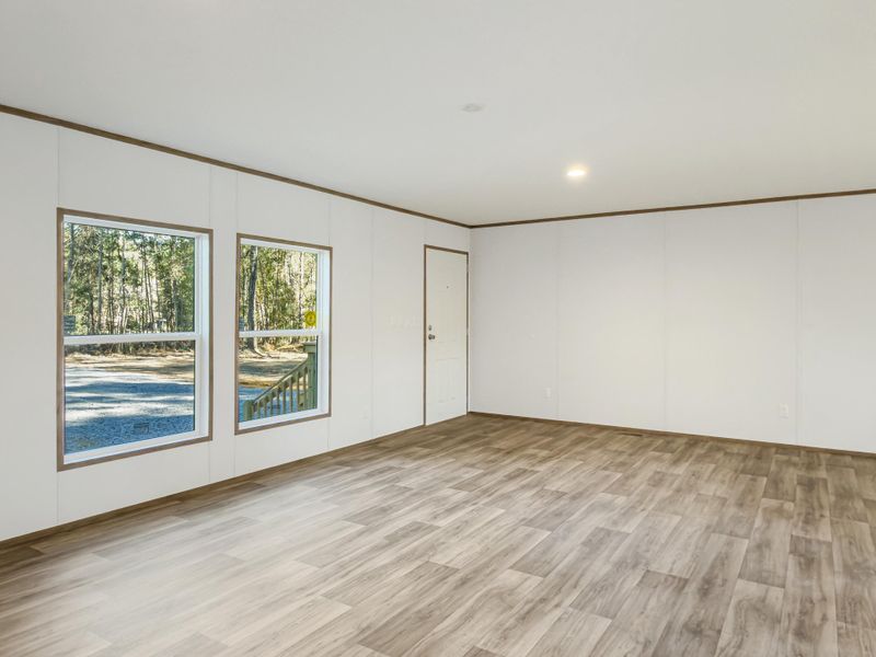 Spacious, unfurnished interior of a new home in , Round O (Image 21).