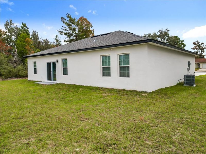 Exterior details and patio area of a home in , Ocala (Image 20).