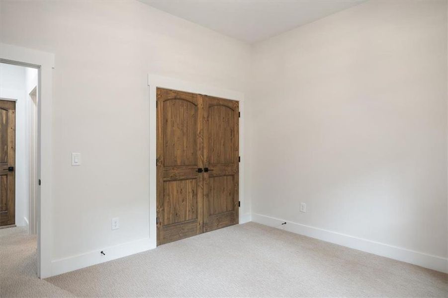 Spacious, unfurnished interior of a new home in , Ellijay (Image 41).