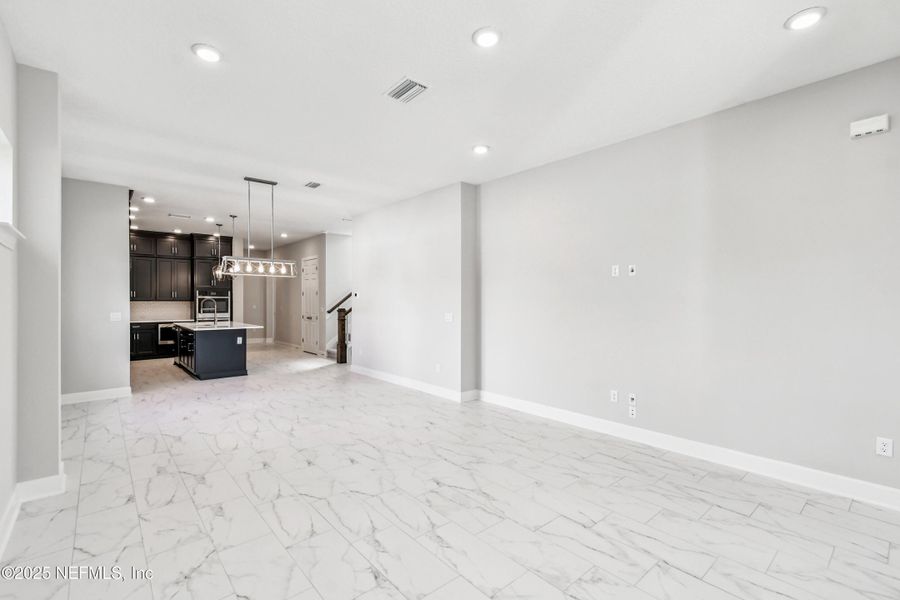 Spacious, unfurnished interior of a new home in Seabrook Village 40' Front Entry, Nocatee (Image 16).