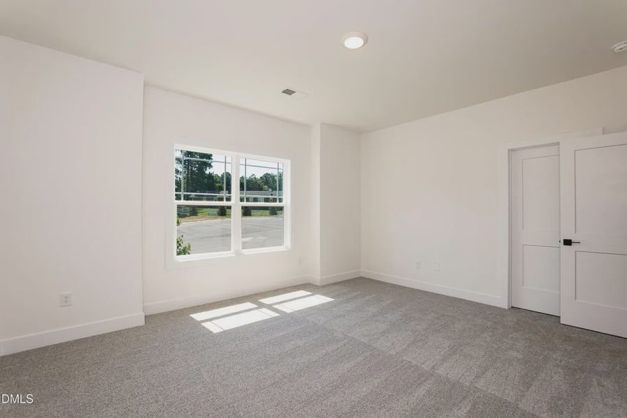 Spacious, unfurnished interior of a new home in Southern Estates, Sanford (Image 22).