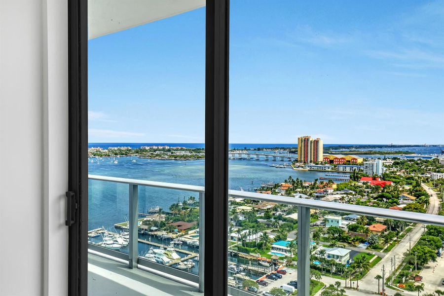 Image 45 of a home in .