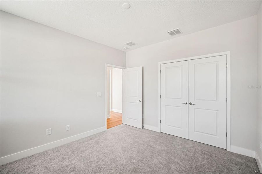 Spacious, unfurnished interior of a new home in , St. Petersburg (Image 33).