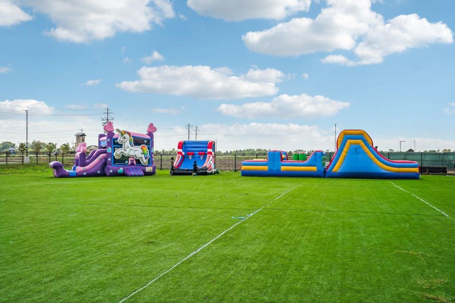 Image 37 of a home in River Ranch Meadows.