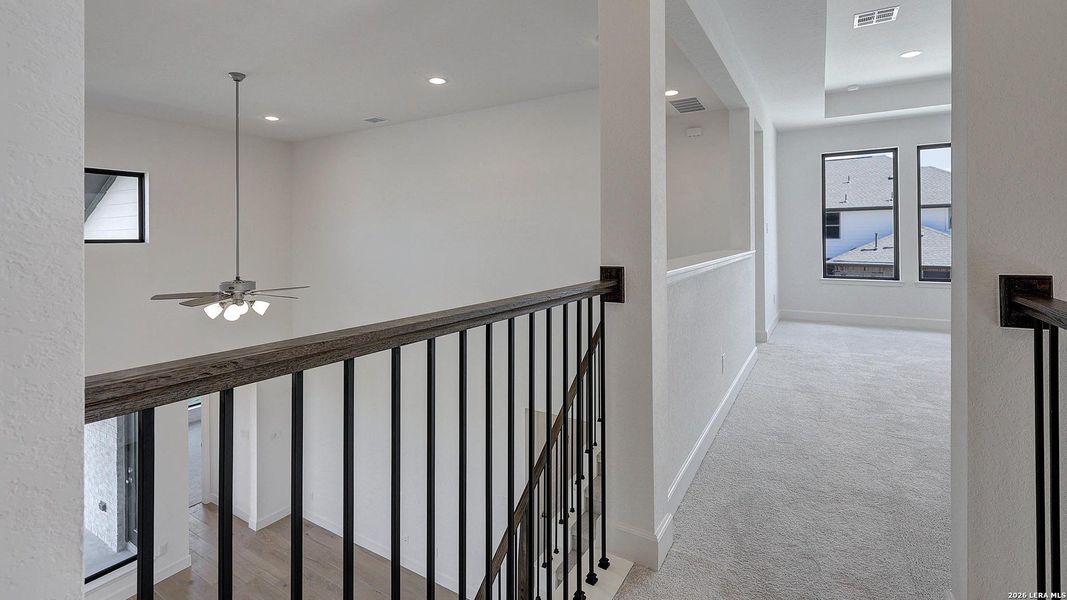 Spacious, unfurnished interior of a new home in Ladera, San Antonio (Image 20). Spacious, unfurnished interior of a new home in Ladera, San Antonio (Image 20).