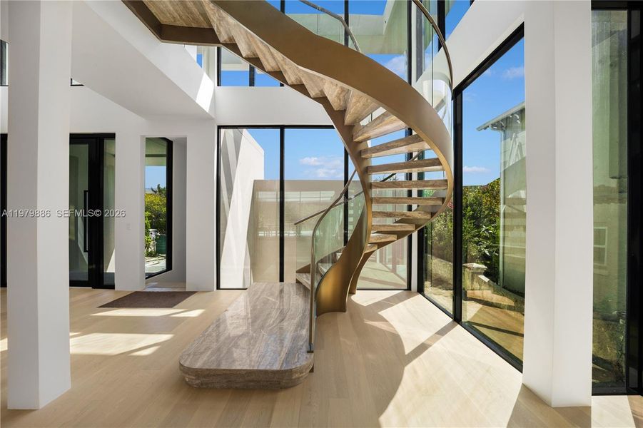 Exterior details and patio area of a home in , Miami Beach (Image 3).