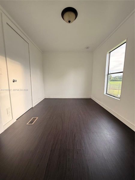 Spacious, unfurnished interior of a new home in , Moore Haven (Image 16).