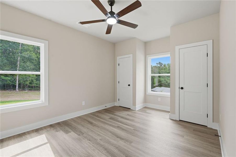 Spacious, unfurnished interior of a new home in , Gainesville (Image 32).