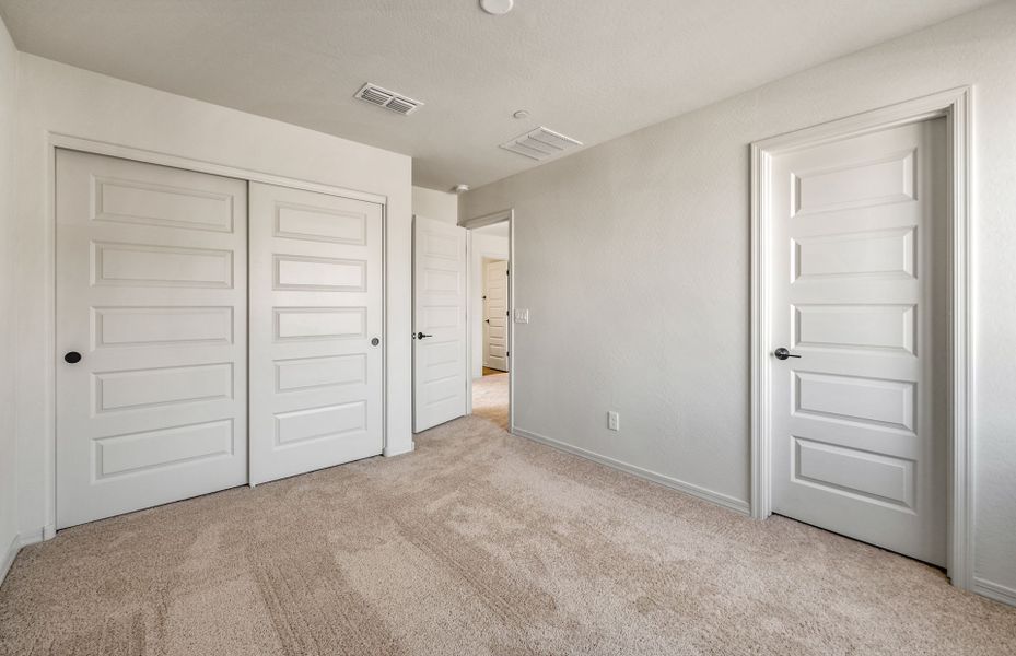 Spacious, unfurnished interior of a new home in Foothills at Northpointe, Peoria (Image 26). Spacious, unfurnished interior of a new home in Foothills at Northpointe, Peoria (Image 26).