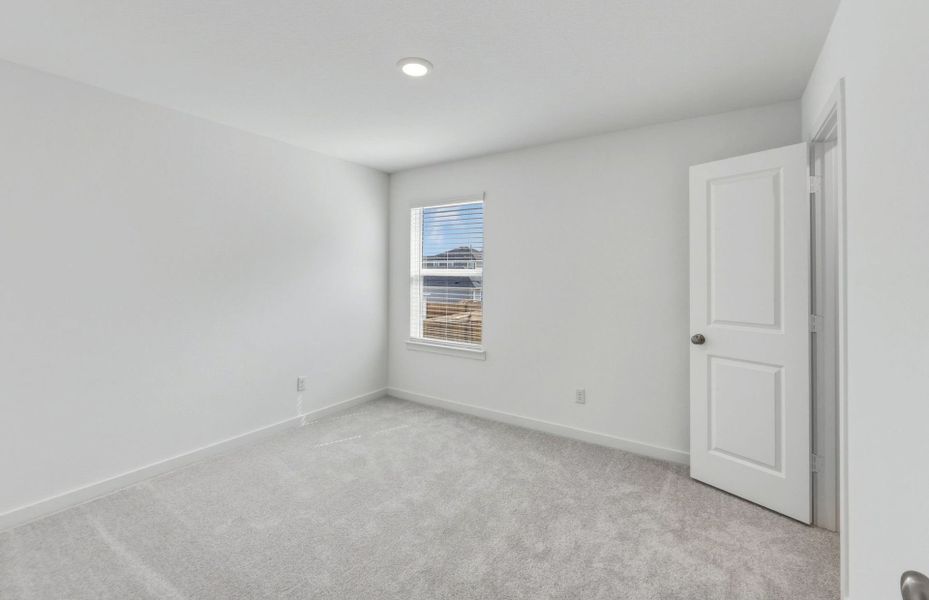 Spacious, unfurnished interior of a new home in Sunfield, Buda (Image 16). Spacious, unfurnished interior of a new home in Sunfield, Buda (Image 16).