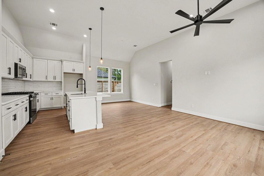 Spacious, unfurnished interior of a new home in , Houston (Image 18). Spacious, unfurnished interior of a new home in , Houston (Image 18).