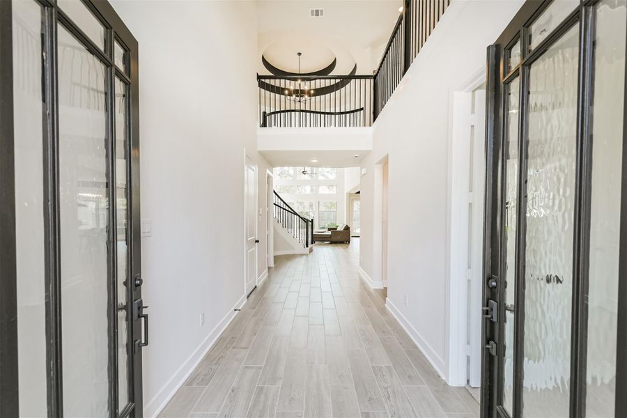 Furnished interior view inside a new home in The Woodlands Hills – 55', Willis (Image 33).