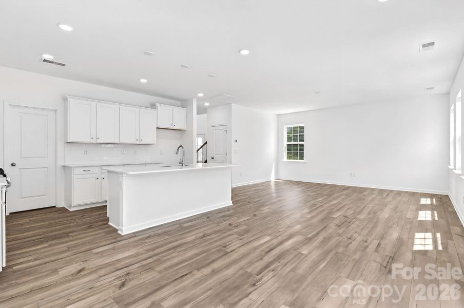 Spacious, unfurnished interior of a new home in Shannon Woods, Maiden (Image 15).