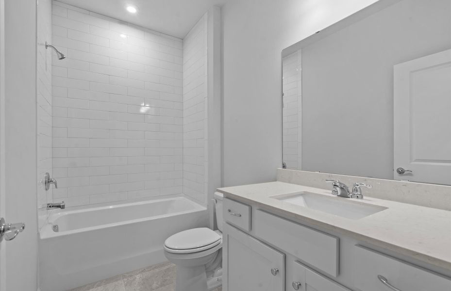 Furnished interior view inside a new home in Fox Hollow, Spartanburg (Image 11). Furnished interior view inside a new home in Fox Hollow, Spartanburg (Image 11).