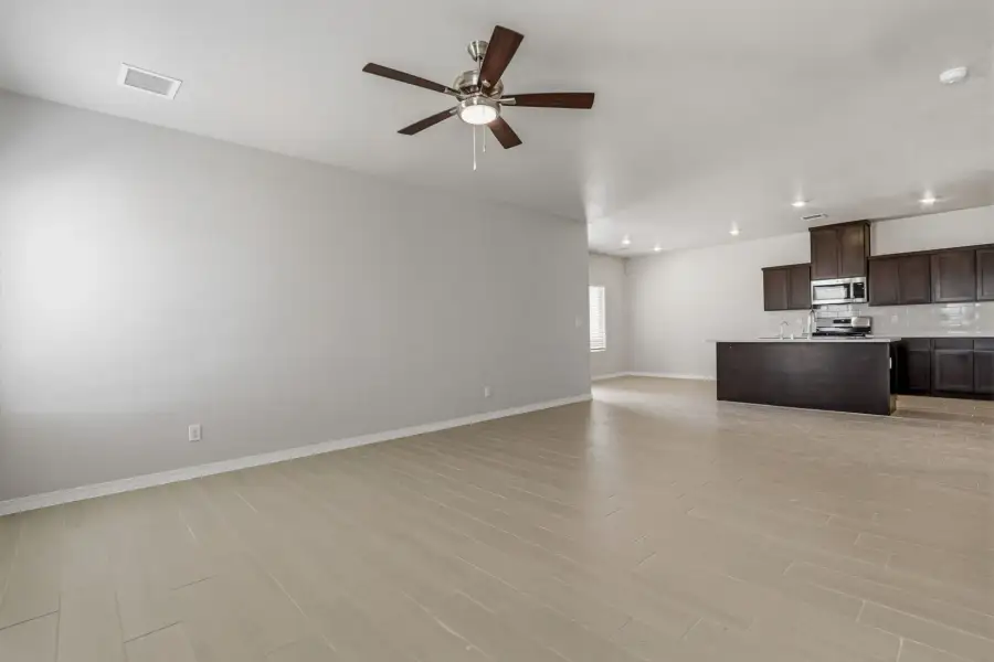 Representative unfurnished interior of a home built from the Poppy by View Homes in Paseo del Este, El Paso (Image 34).