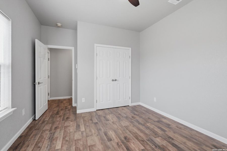 Spacious, unfurnished interior of a new home in , San Antonio (Image 15).