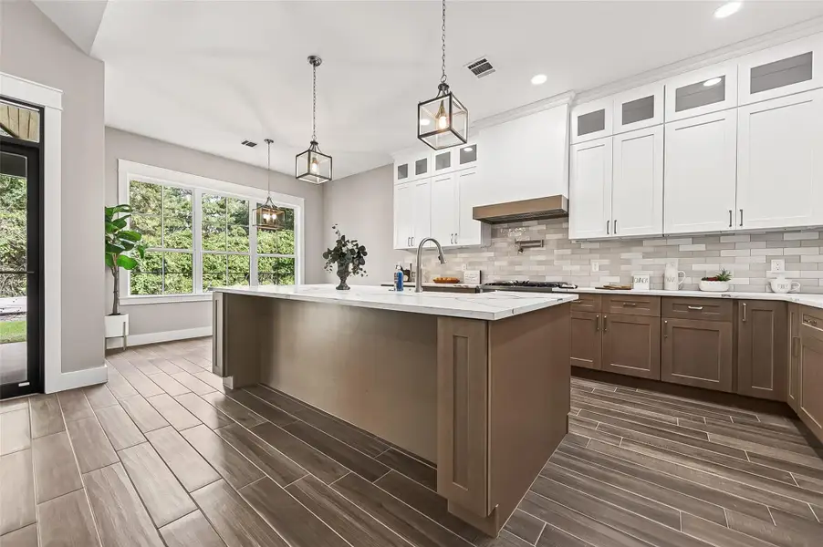 Furnished interior view inside a new home in , Plantersville (Image 6).