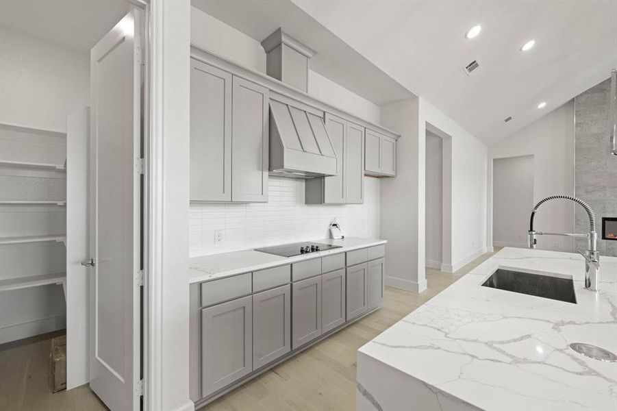 141 Olson- Kitchen-5 141 Olson- Kitchen-5