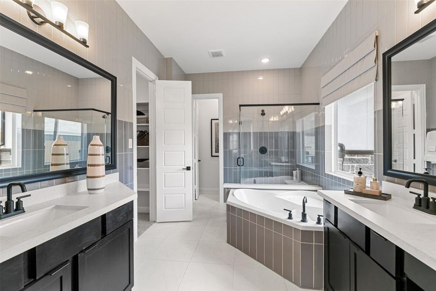 Furnished interior view inside a new home in Beamer Villas, Friendswood (Image 32).