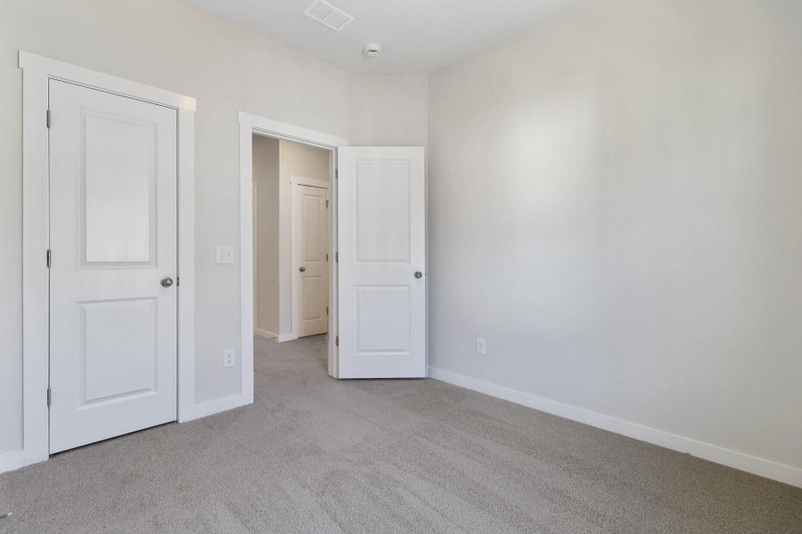 Spacious, unfurnished interior of a new home in , Johns Island (Image 23).