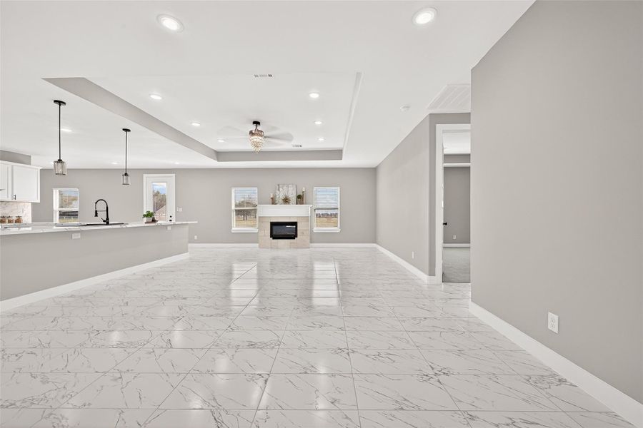 Spacious, unfurnished interior of a new home in , Rosharon (Image 27). Spacious, unfurnished interior of a new home in , Rosharon (Image 27).