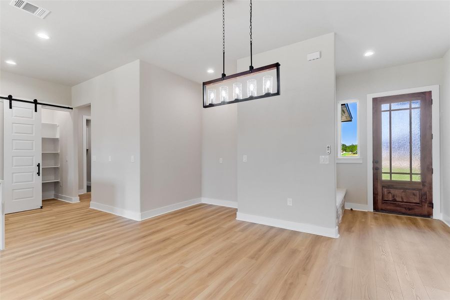 Spacious, unfurnished interior of a new home in , Bertram (Image 26).