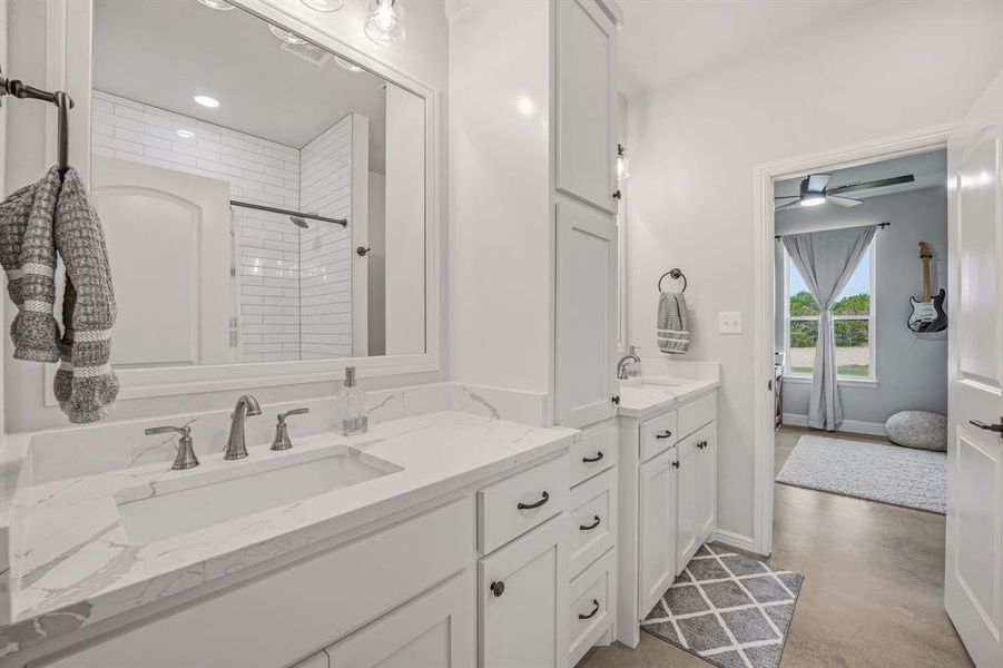Jack & Jill Bath