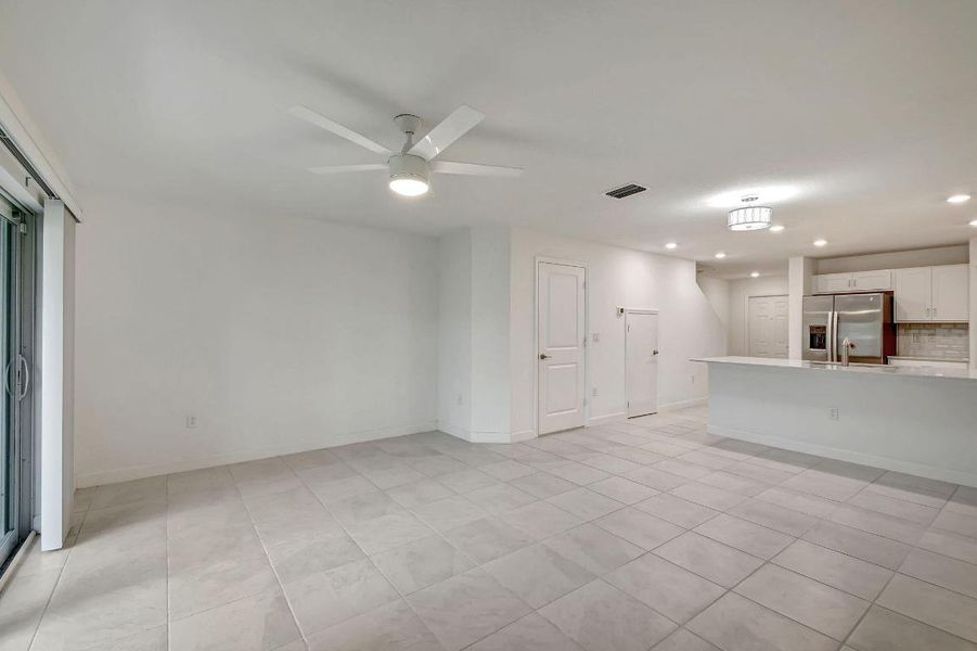 Great room towards bathroom 14