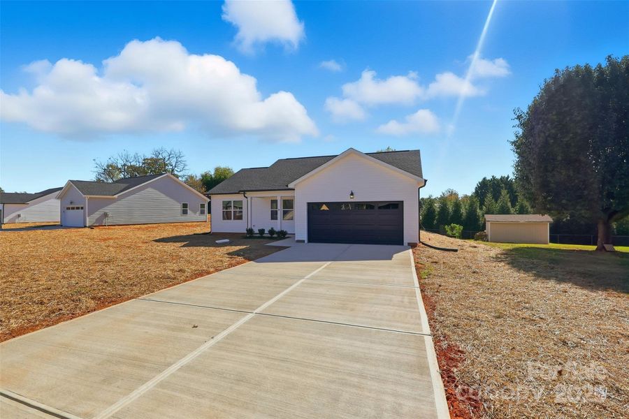 Image 36 of a home in .