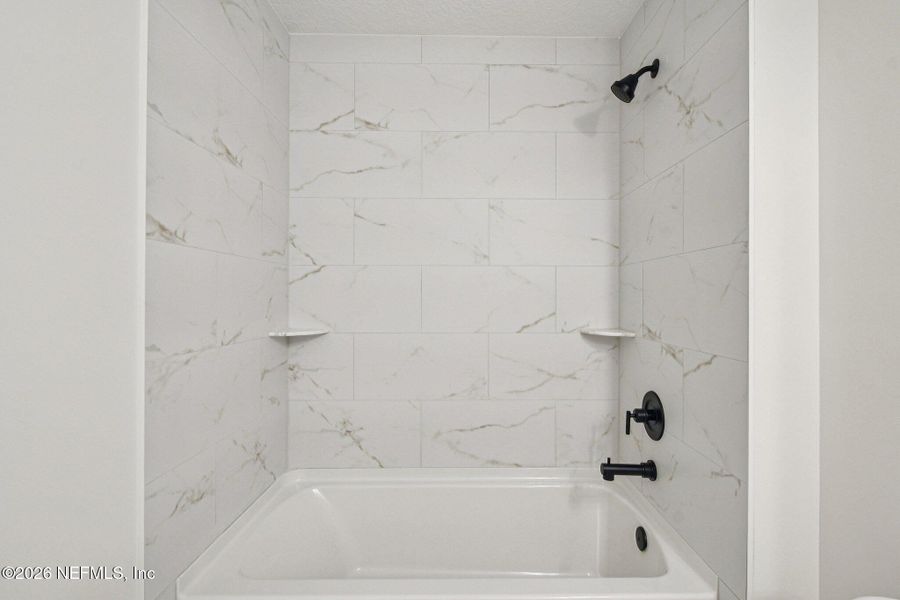 Close-up of interior finishes inside a home in , Green Cove Springs (Image 16).