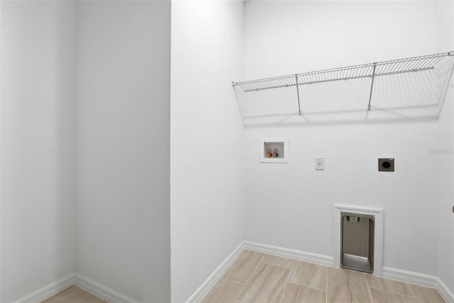 Spacious, unfurnished interior of a new home in , Deland (Image 20). Spacious, unfurnished interior of a new home in , Deland (Image 20).