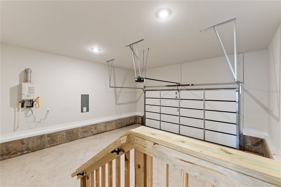 Spacious, unfurnished interior of a new home in South Park, Piedmont (Image 38). Spacious, unfurnished interior of a new home in South Park, Piedmont (Image 38).