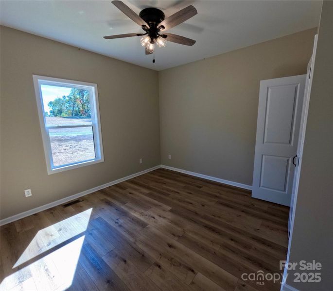 Image 16 of a home in .