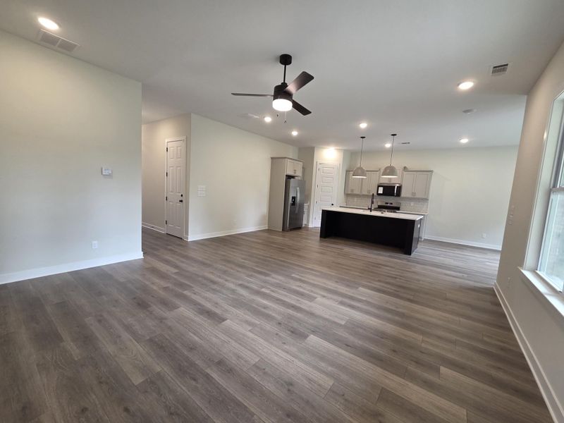 Spacious, unfurnished interior of a new home in Twin Oaks, Oakland (Image 12). Spacious, unfurnished interior of a new home in Twin Oaks, Oakland (Image 12).
