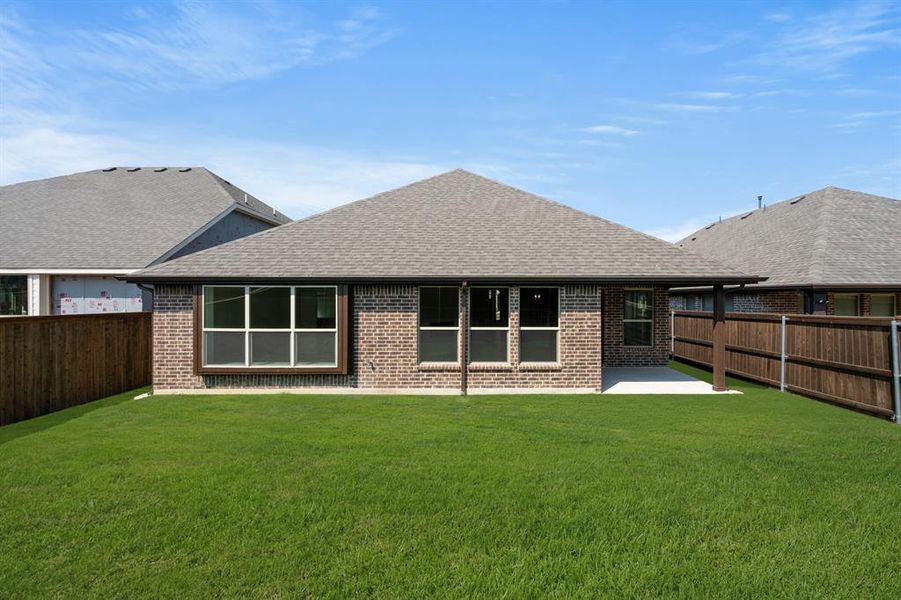 7740 Gatevine- Back-2