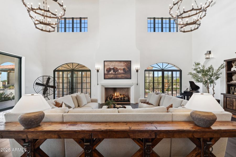 32-Living Room 32-Living Room