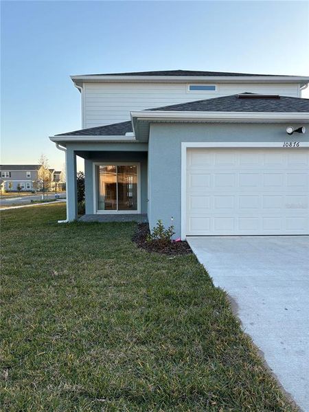 Rear-Entry Garage