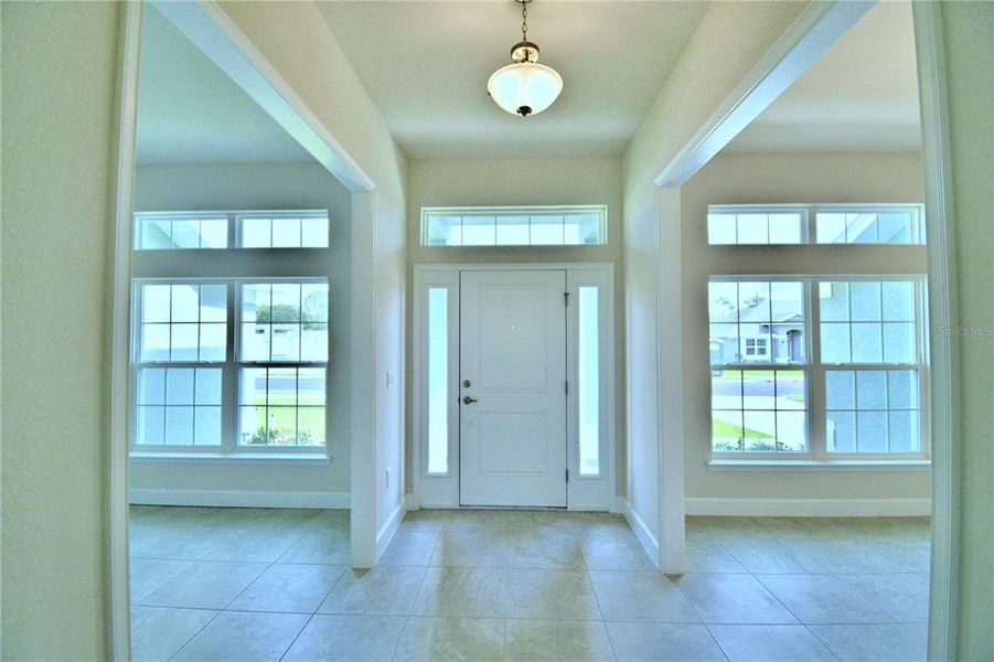 Spacious, unfurnished interior of a new home in Cadence Crossing, Auburndale (Image 22).