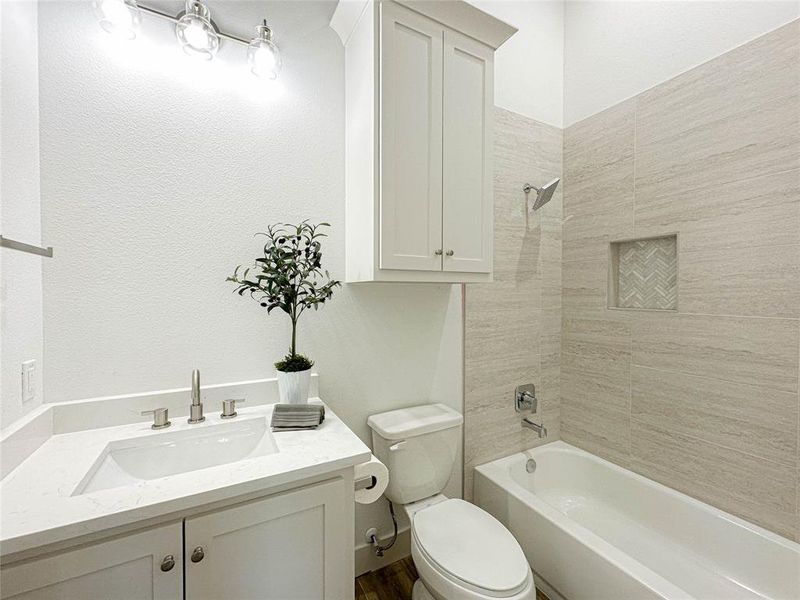 Furnished interior view inside a new home in , Dayton (Image 6).