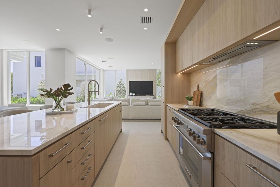 519 Southeast 4th Ave - 28.jpg-FULL